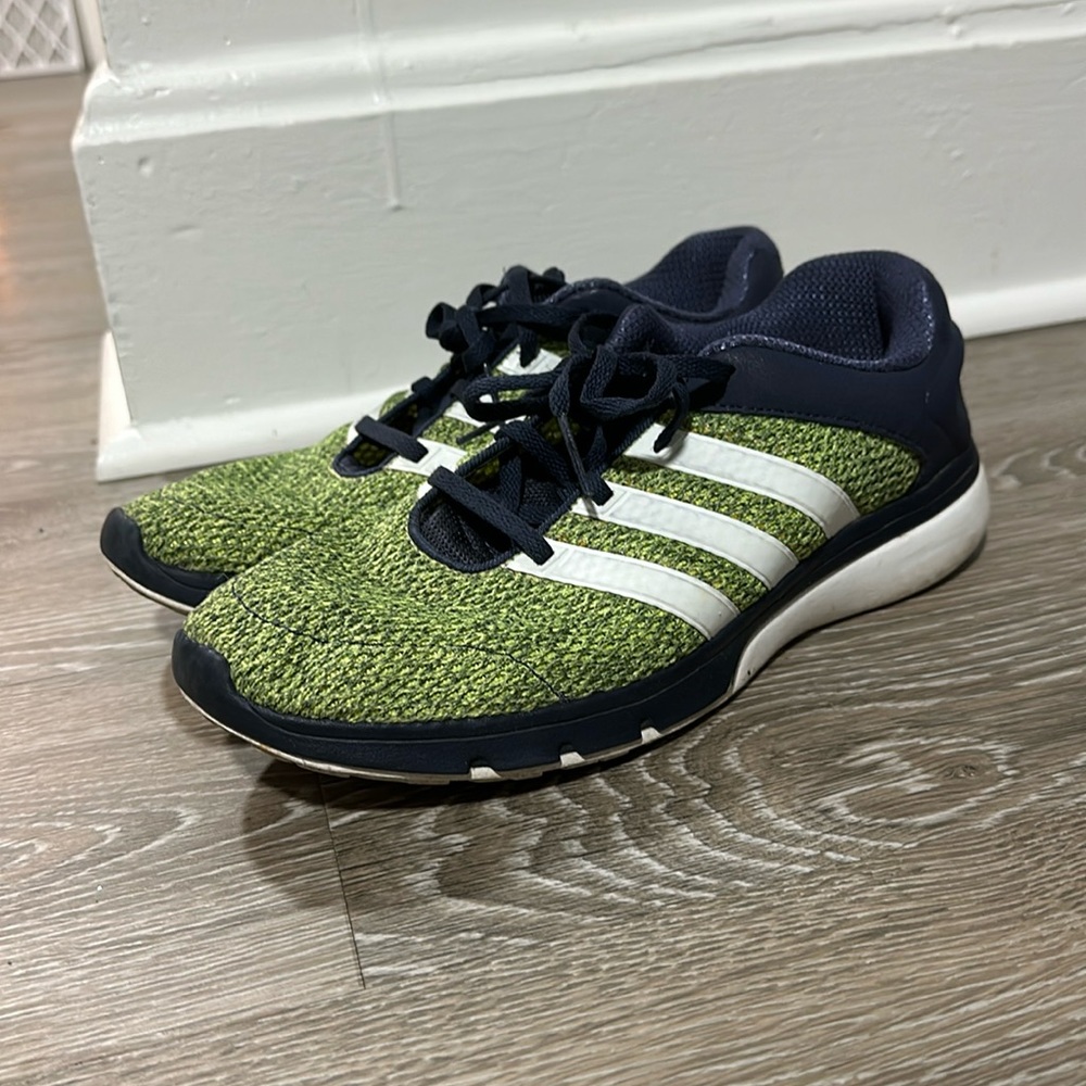 Adidas men’s running shoes size 10